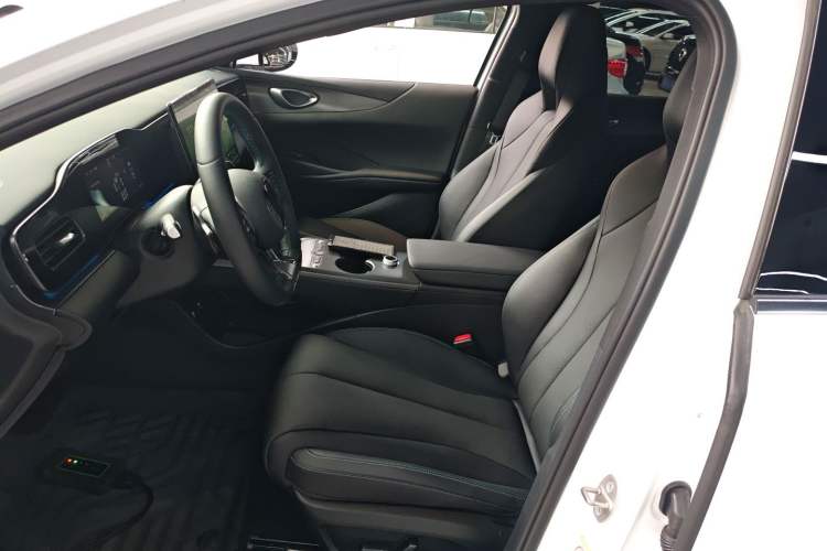 Used BYD Seal 06 New Energy 2025 EV 545KM Flagship Edition
