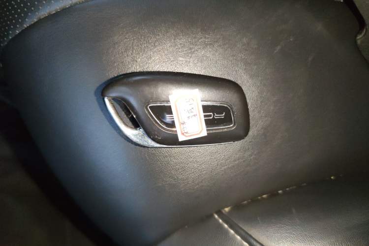 Used Roewe i5 2020 1.5L Automatic 4G Connect Luxury Flagship Edition
