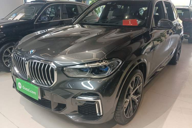 Used BMW X5 2022 xDrive 40Li M Sport Package