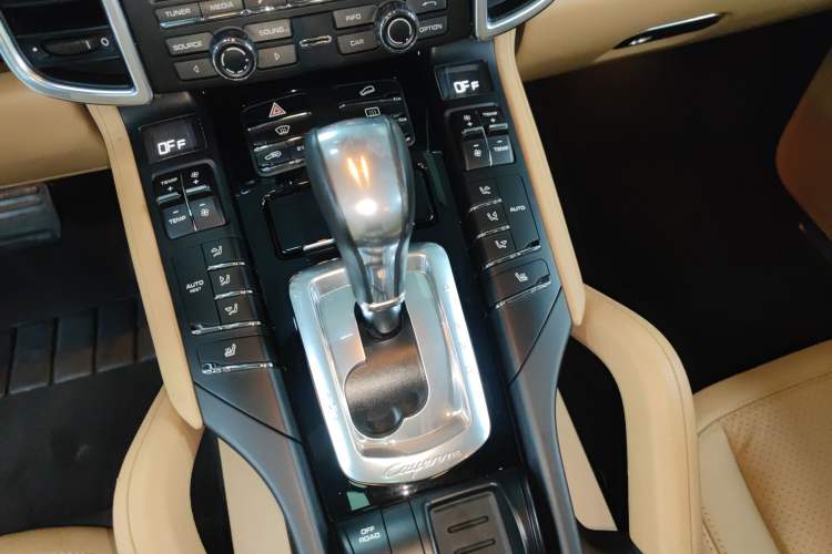 Used Porsche Cayenne 2014 3.6T Automatic Transmission U.S. Specification
