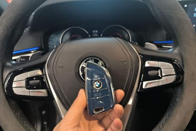 Used BMW 5 Series 2018 Restyled 530Li Leading Edition M Sport Package
