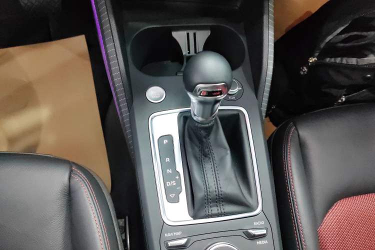 Used Audi Q2L 2021 35 TFSI Fashion Dynamic Model