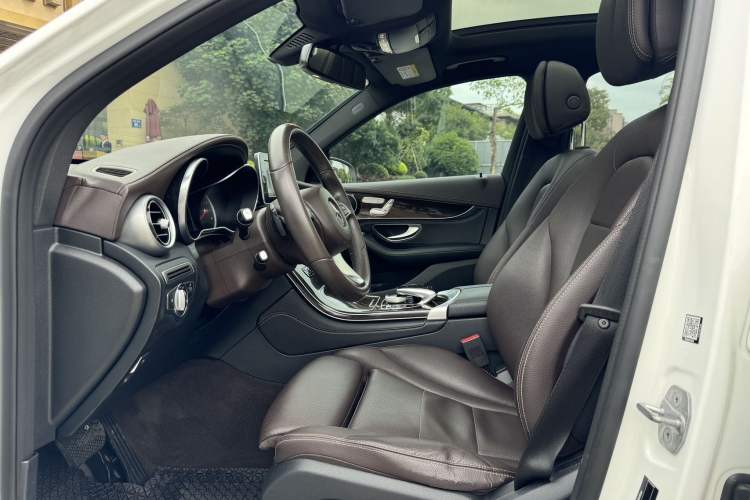 Used Mercedes-Benz GLC 2018 Facelifted GLC 260 4MATIC Dynamic Edition
