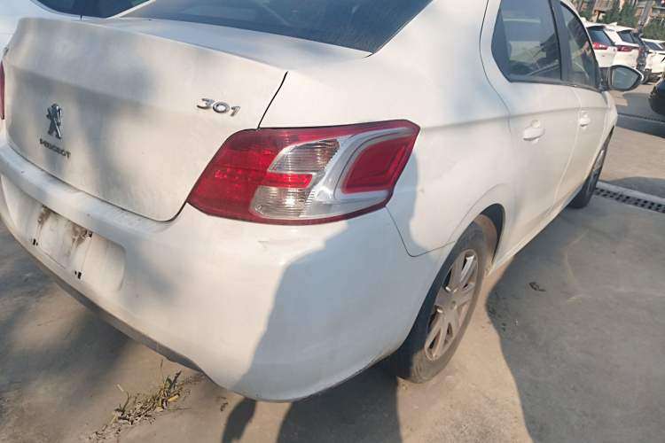 Used Peugeot 301 2016 1.6L Manual Comfort Edition