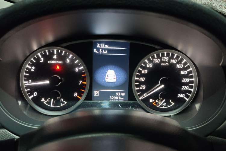 Used Nissan Tiida 2019 1.6L CVT Smart Drive Version China VI Standard