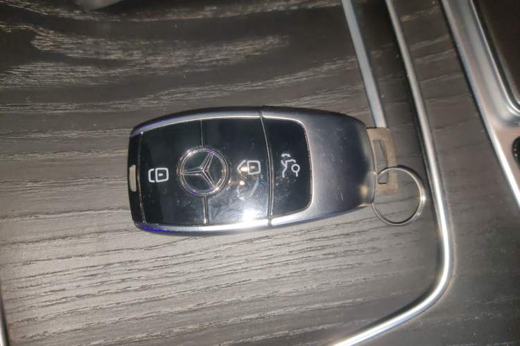 Used Mercedes-Benz E-Class 2021 Restyled E 300 L Sporty and Stylish Edition