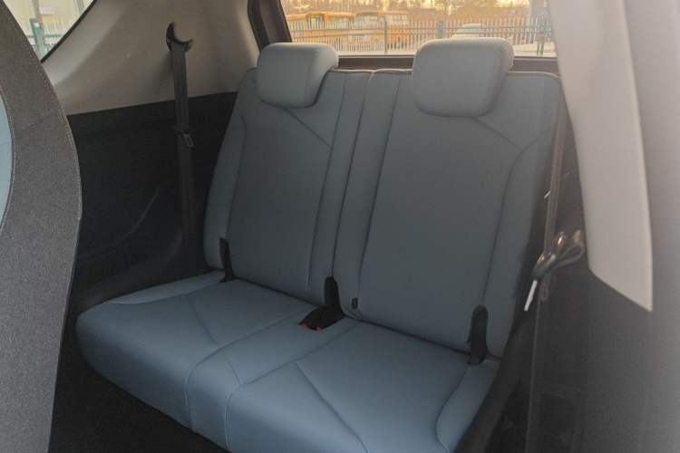 Used Chery Little Ant 2022 Restyled Version Sweet Pink Edition Half-Sugar Version 28.8 kWh 30 kW 301 km
