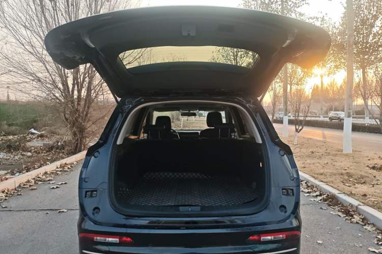 Used  E5 2023 1.5L DE-i 100KM Enjoyment Version 5 Seats
