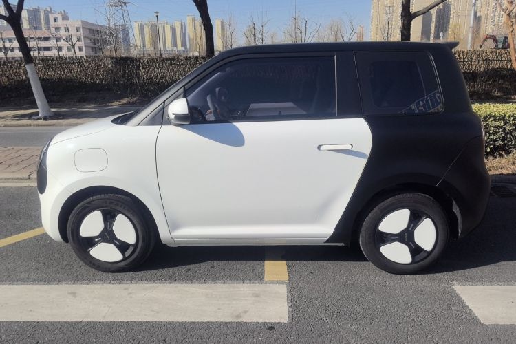 Used  Lumin 2023 301km Honey Dew Edition
