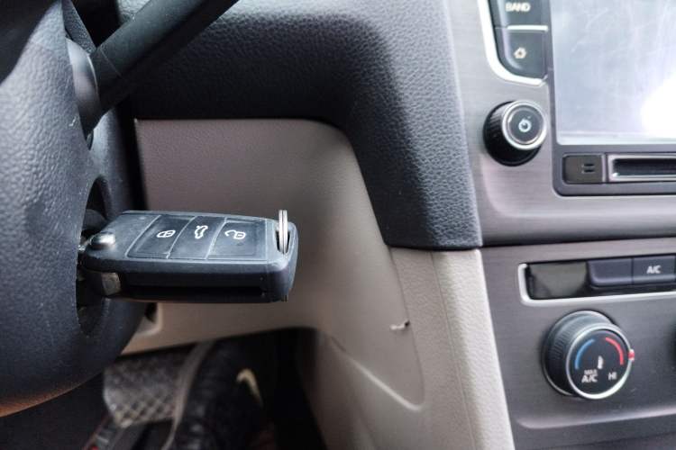 Used Volkswagen Golf 2015 1.6L Automatic Comfort Model
