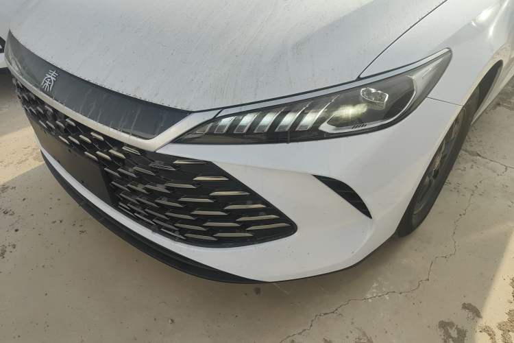 Used BYD Qin PLUS 2025 DM-i Smart Drive 55KM Leading Model
