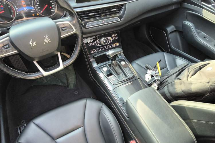 Used Hongqi H5 2018 30TD Dynamic Edition
