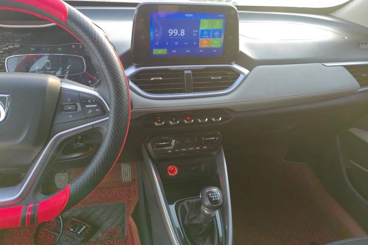 Used Baojun 510 2019 1.5L Manual Enjoyment Model 77kW China VI Emission Standard
