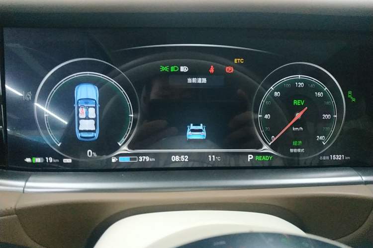 Used VOYAH FREE 2021 Four-Wheel Drive Standard Range-Extended Exclusive Luxury Package
