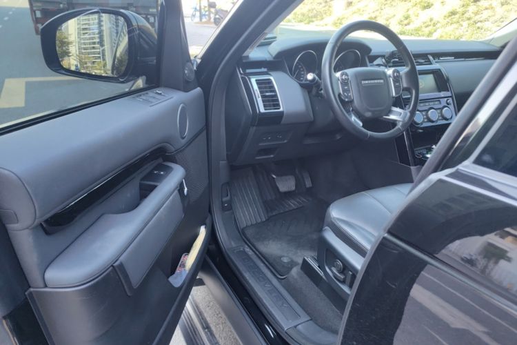 Used Land Rover Discovery 2018 2.0T SE