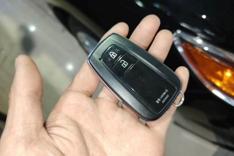 Used Toyota Wildlander 2022 Dual-Engine 2.5L E-CVT Two-Wheel Drive Luxury PLUS Edition
