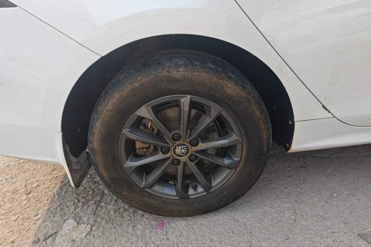 Used BYD Qin PLUS 2021 EV 400KM Leading Comfort Edition
