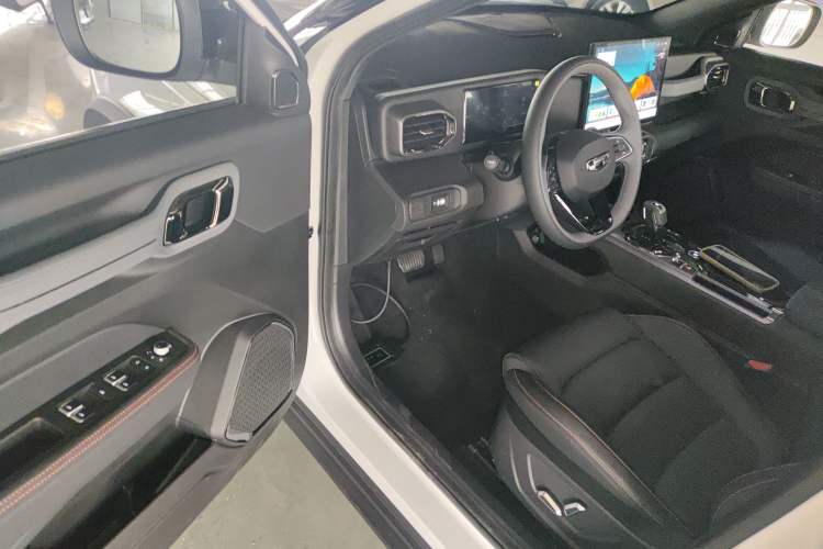 Used Geely Auto Cowboy 2025 1.5TD Trendy Play Edition