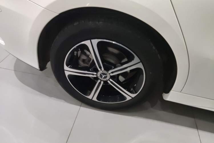 Used Mercedes-Benz A-Class 2022 Second Facelift A 200 L Sport Sedan Fashion Version