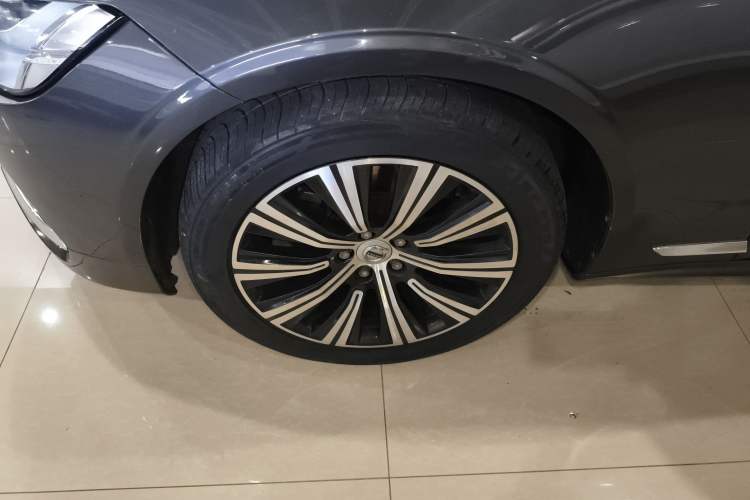 Used Volvo S90 2021 B5 Zhiyi Luxury Edition
