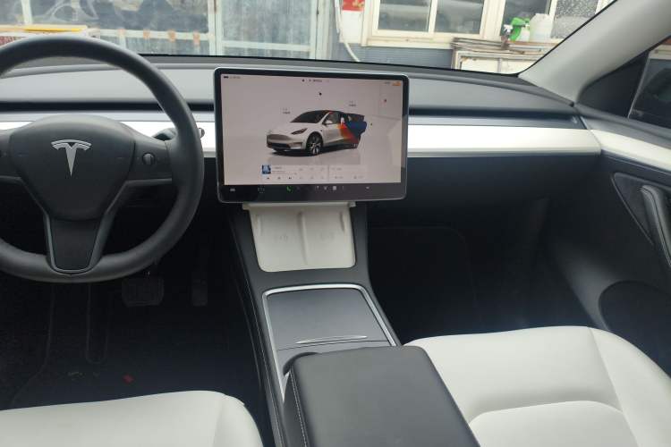 Used Tesla Model Y 2023 Rear-Wheel-Drive Version