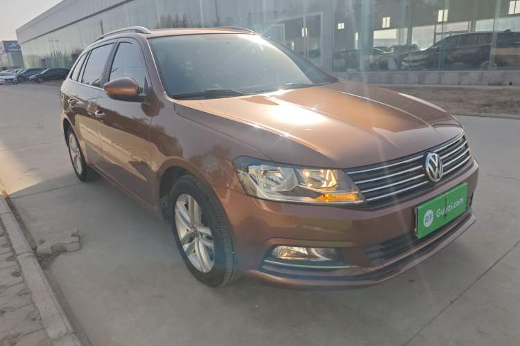 Used Volkswagen Gran Lavida 2015 230TSI DSG Comfort Edition
