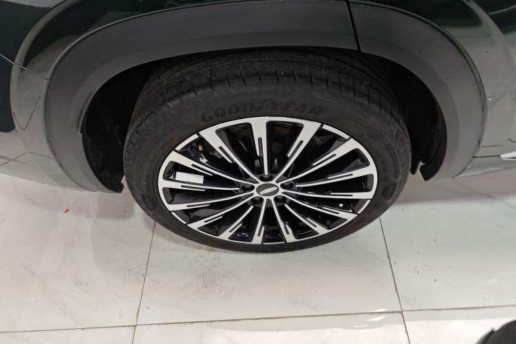 Used Geely Auto Monjaro L 2025 Dongfang Yao 2.0TD Automatic All-Wheel-Drive Wangyue Edition
