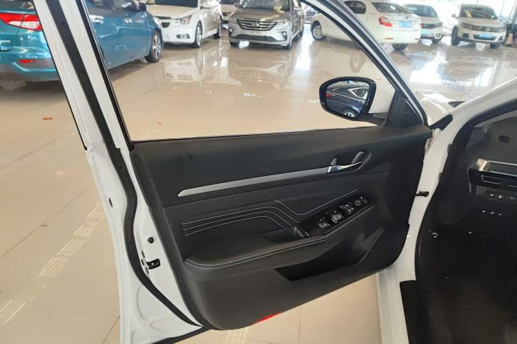 Used Nissan Teana 2022 2.0L XL-Upr Enjoyment Edition
