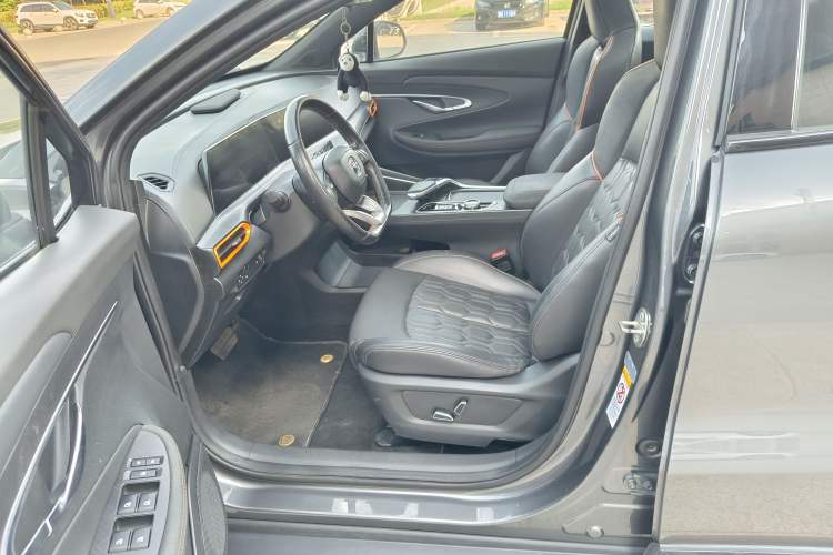 Used Changan UNI-T 2022 1.5T Prestige Version
