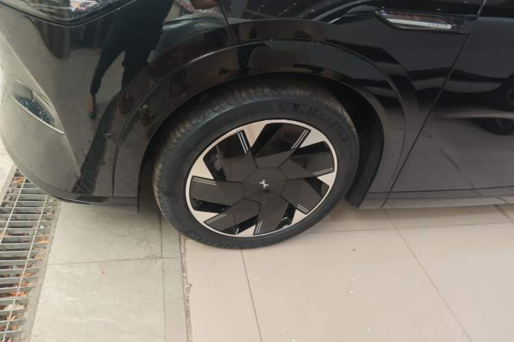 Used XPeng X9 2024 702 Ultra-Long Range Pro