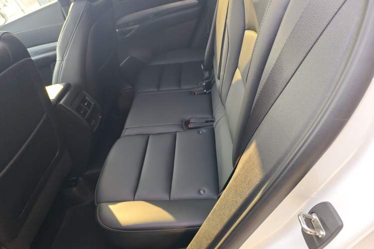 Used Cadillac XT4 2021 28T Two-Wheel Drive Luxury Version
