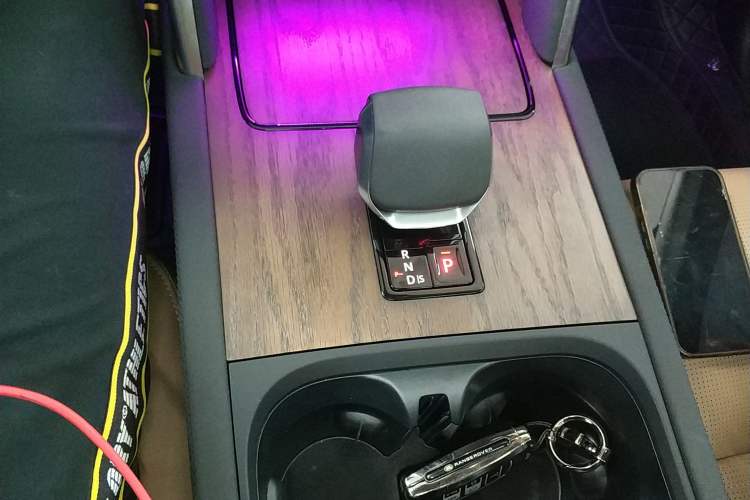 Used Land Rover Discovery Sport 2025 249 PS Performance Tech Edition
