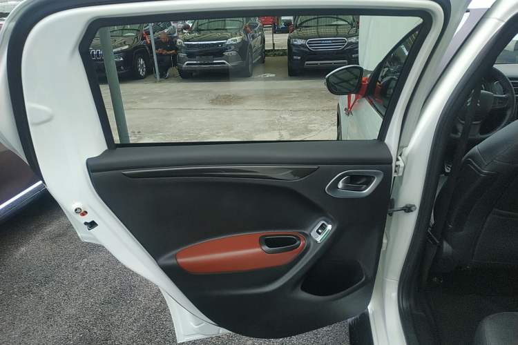 Used Citroen C3-XR 2015 1.6THP Automatic Flagship Model
