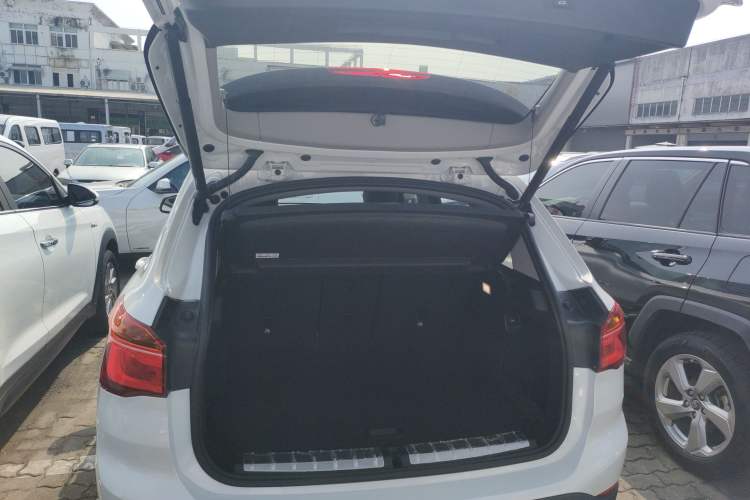 Used BMW X1 2016 sDrive18Li Luxury Model
