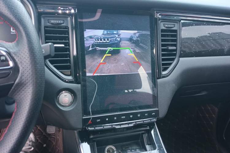 Used SWM G05 2022 PRO 1.5T DCT Luxury Model 7 Seats
