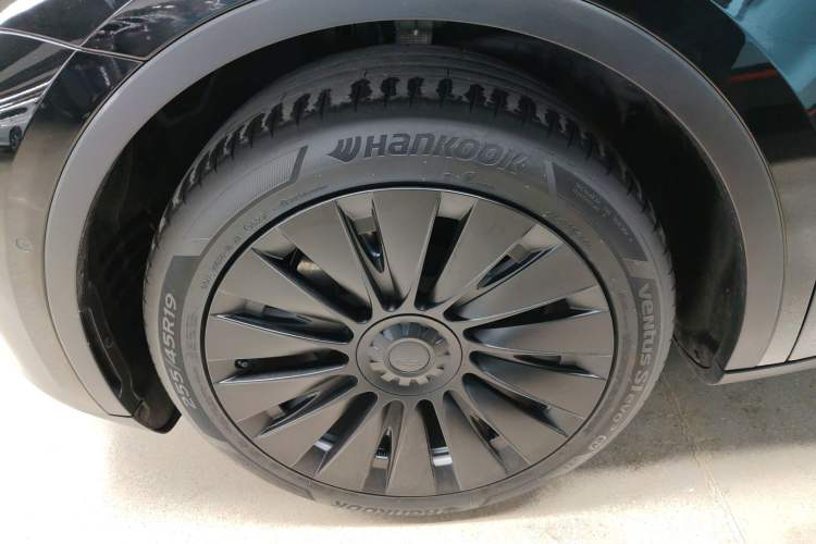 Used Tesla Model Y 2022 Revised Version Long-Range All-Wheel Drive
