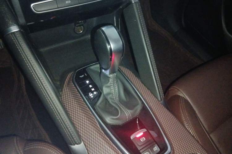 Used Renault Koleos 2018 2.0L Two-Wheel Drive 120th Anniversary Limited Edition
