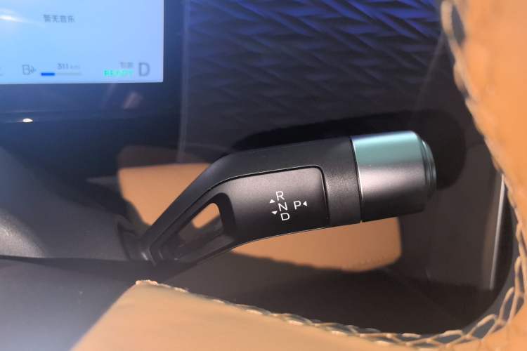 Used  L7 2023 1.5T 115 km Starship