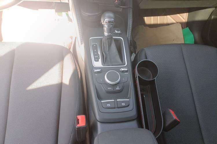 Used Audi Q2L 2018 35 TFSI Launch Exclusive Edition China VI