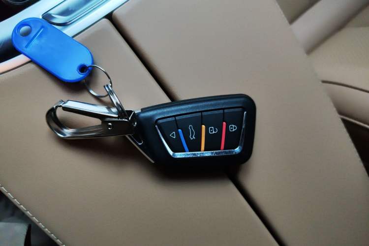 Used  E5 2023 1.5L DE-i 100KM Comfort Edition 7-Seater
