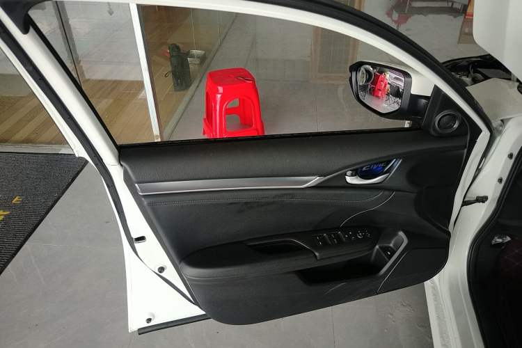 Used Honda Civic 2016 220TURBO CVT Prestige Edition