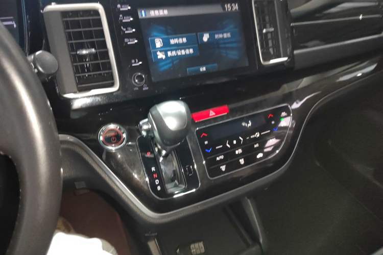 Used Honda Elysion 2019 2.0L Hybrid Luxury Edition
