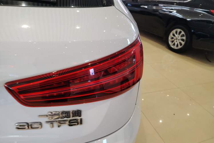 Used Audi Q3 2016 30 TFSI Fashion Model