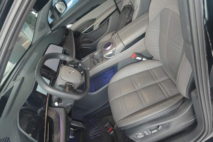 Used Hongqi Tiangong 08 2025 680 Ultra Four-Wheel-Drive Version