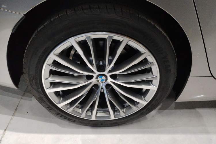 Used BMW 3 Series 2020 325Li First Edition
