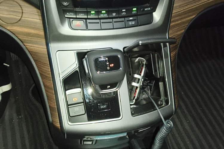 Used FORTHING M7 2022 Lingjue Model 2.0T Automatic Earl Edition
