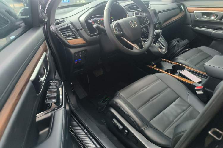 Used Honda CR-V 2021 240TURBO CVT 2WD Fashion Edition