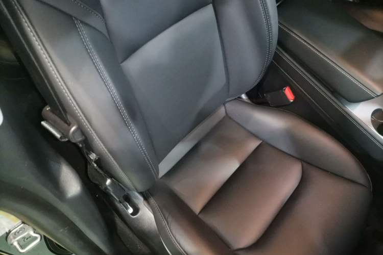 Used Tesla Model Y 2023 Rear-Wheel-Drive Version