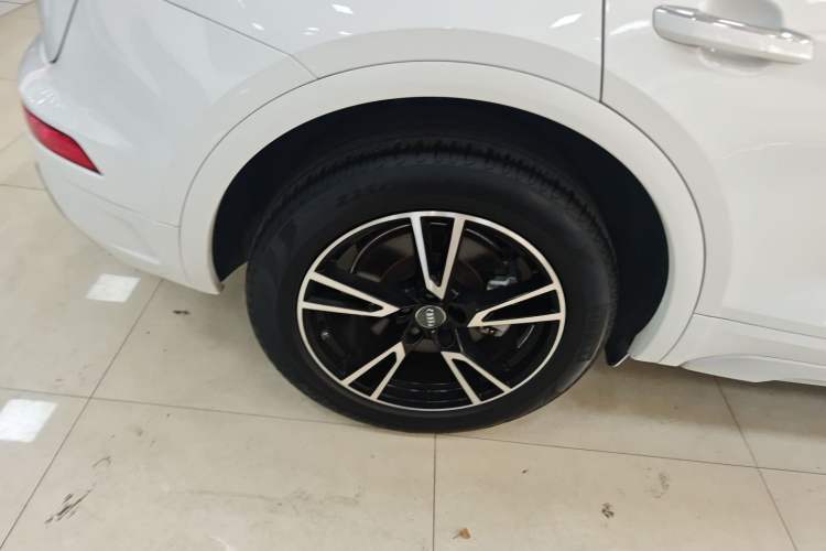 Used Audi Q5L 2022 40T Fashionable and Dynamic Model
