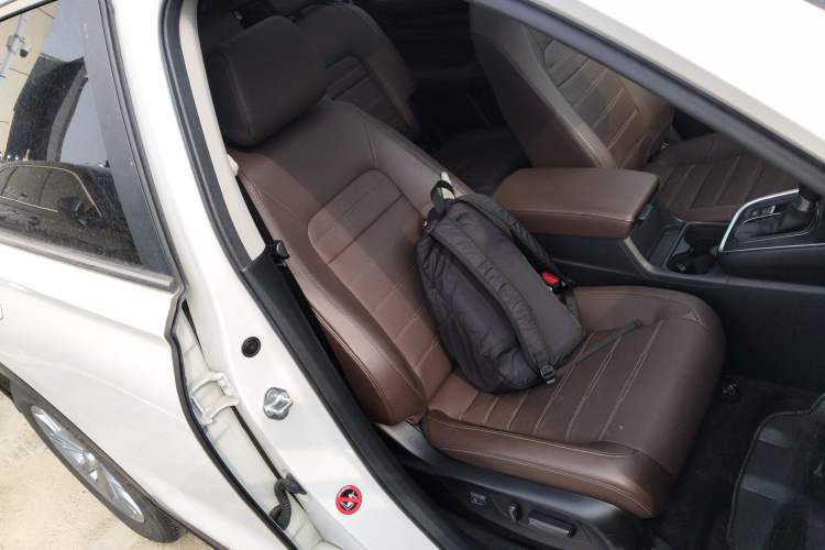 Used Honda CR-V 2023 240TURBO Two-Wheel Drive Deluxe Edition 7 Seats
